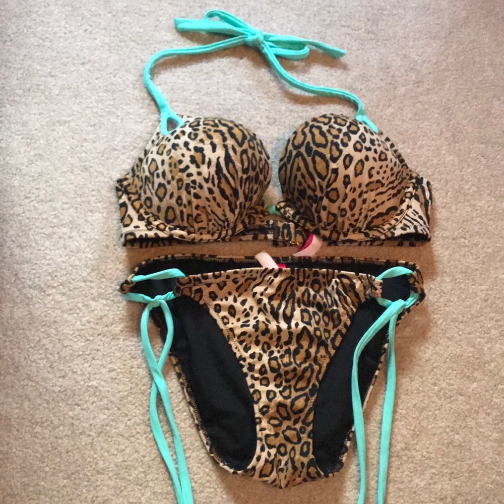 Cheetah bikini